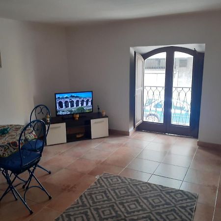 Sicilia Bedda Apartment ปาแลร์โม ภายนอก รูปภาพ