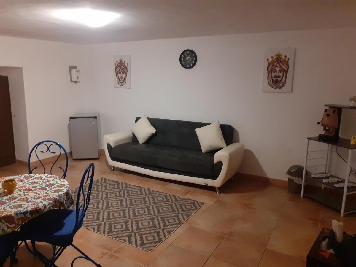 Sicilia Bedda Apartment ปาแลร์โม ภายนอก รูปภาพ
